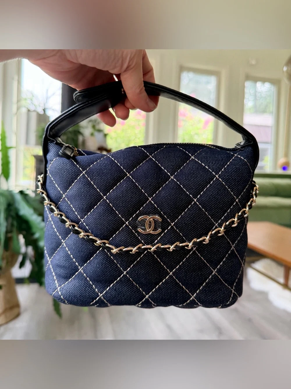 FULL SET NEW Chanel MAKEUP Denim Quilted Hobo Clutch w Chain w Gold Hardware